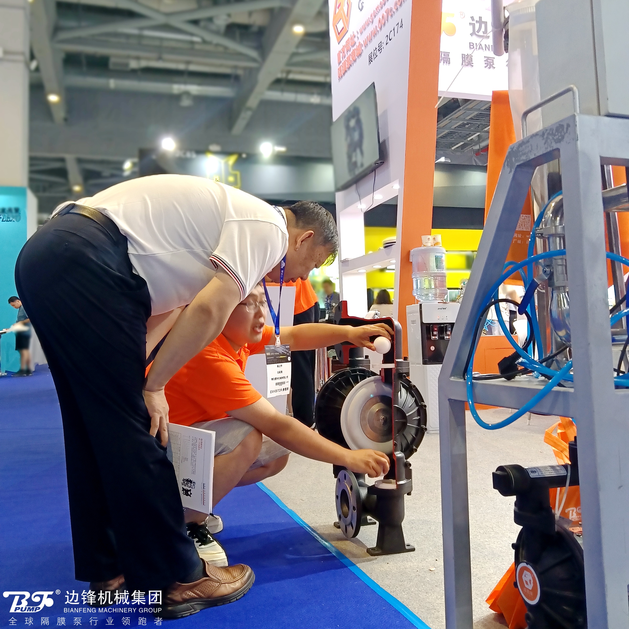 边锋机械集团上海工业博览会