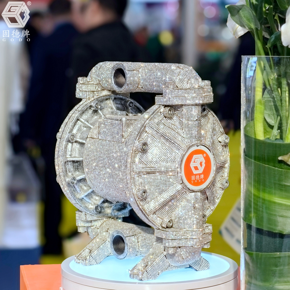边锋隔膜泵涂料展